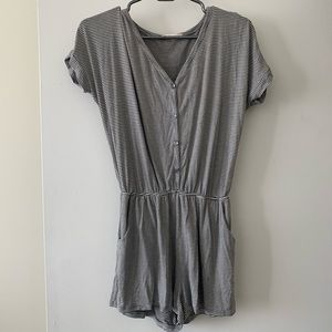 ILLA ILLA black & gray striped romper w/ pockets